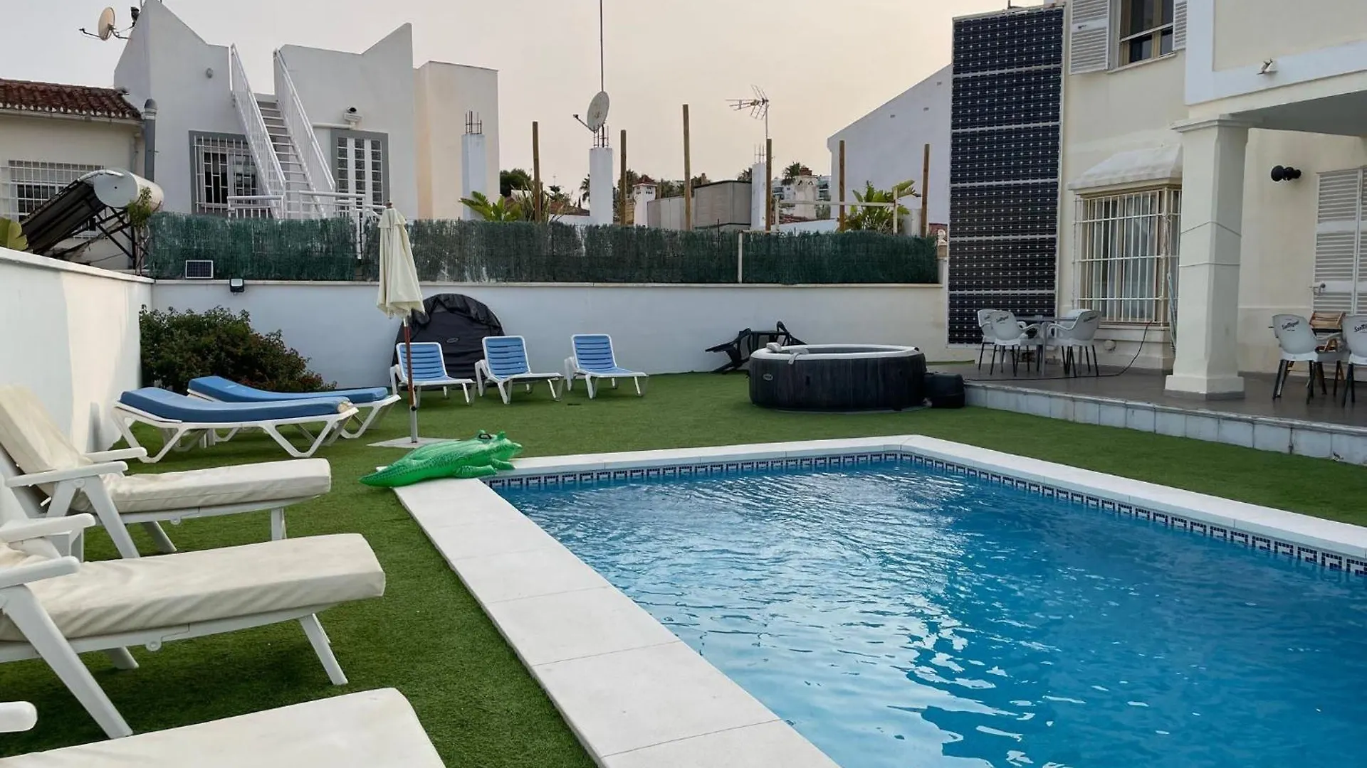Bed and breakfast Villa Bonita Torremolinos España